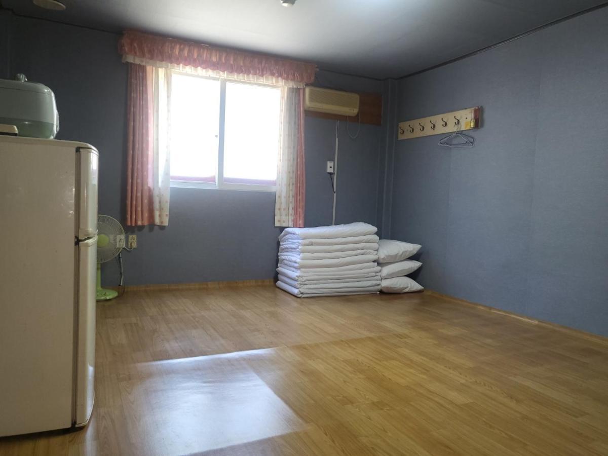 Songwol Park Motel Szokcsho Kültér fotó