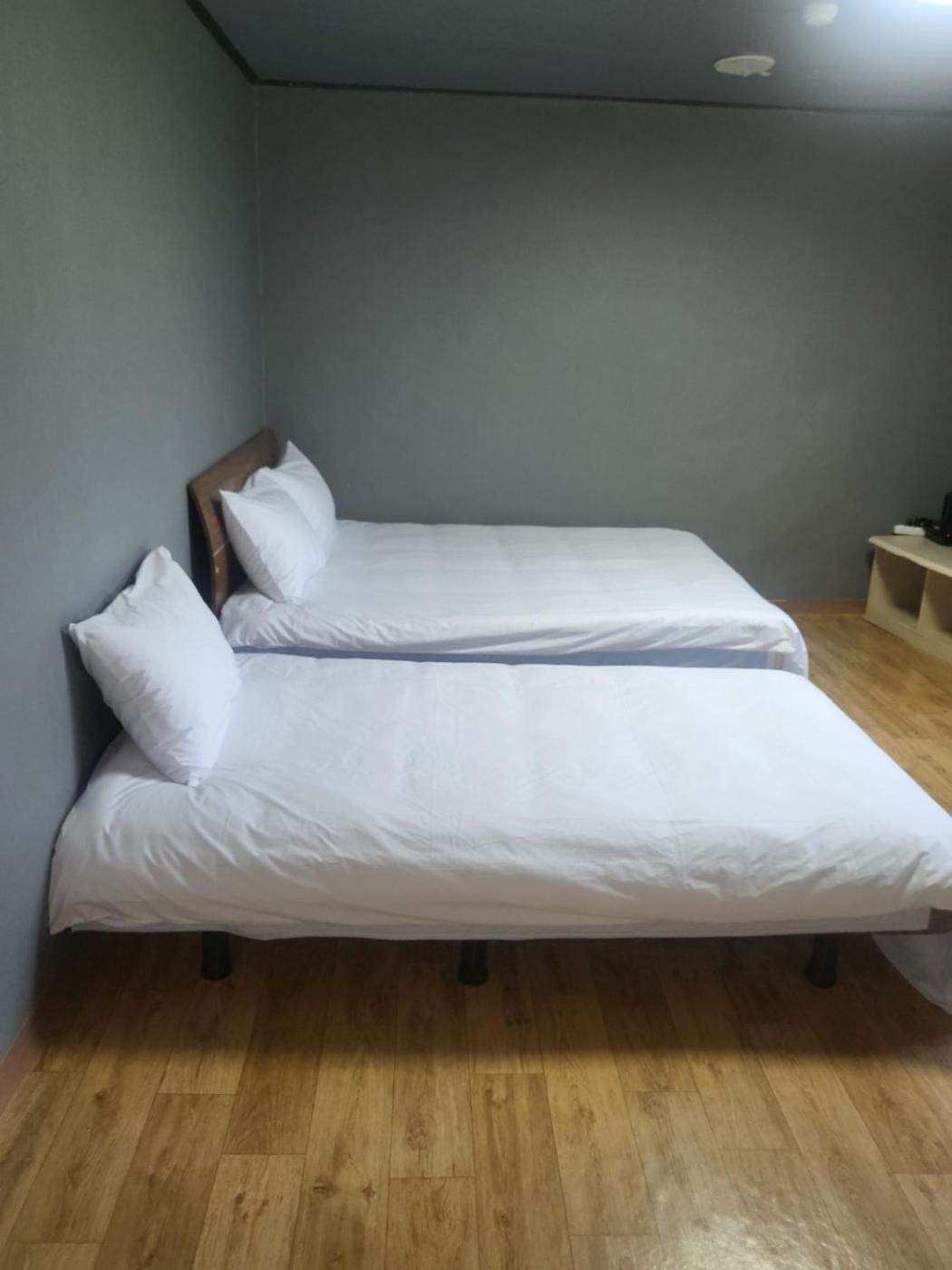 Songwol Park Motel Szokcsho Kültér fotó