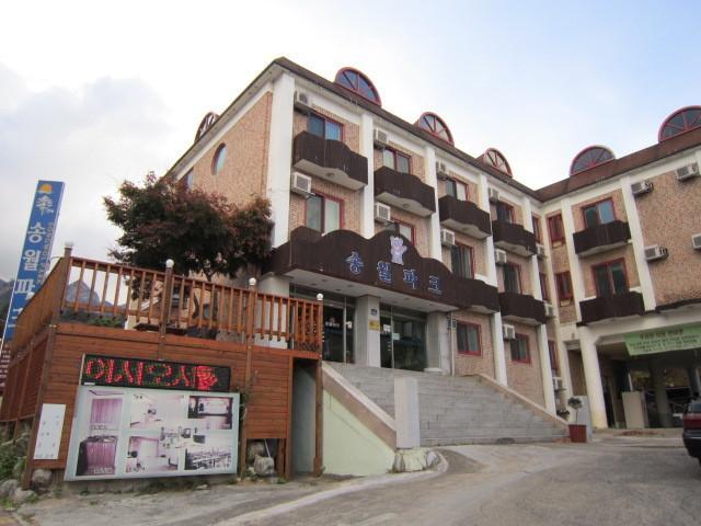 Songwol Park Motel Szokcsho Kültér fotó